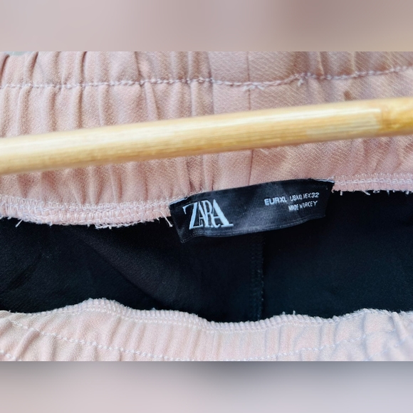Zara Jogger Pants - Picture 2 of 11
